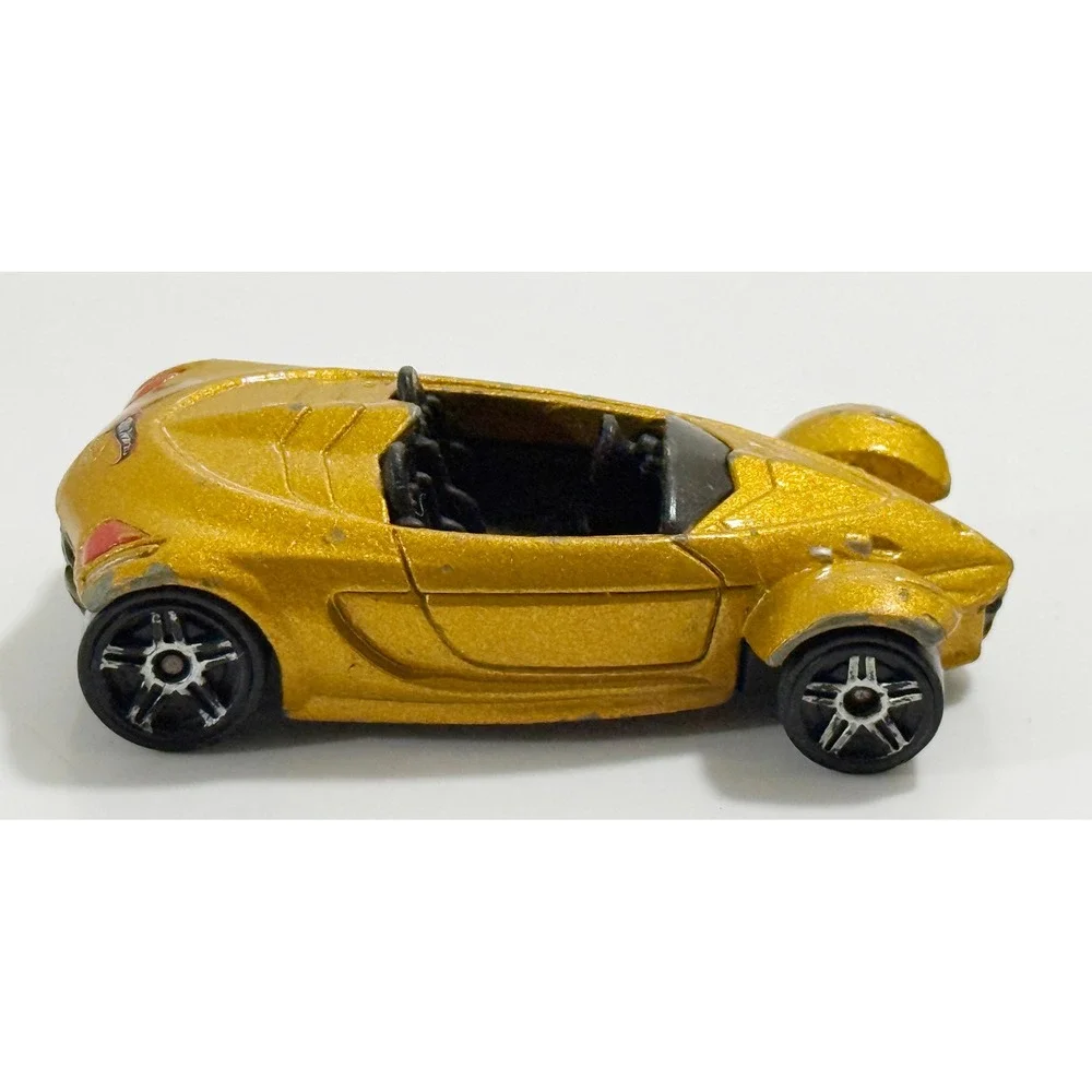 Hot Wheels Hyundai Spyder Concept Kids 1:64 Gold Metallic Die-cast Toy Car 2001